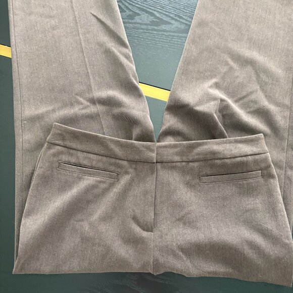 Liz Claiborne "Audra" Pants Size 4P Brown EUC - Picture 7 of 8